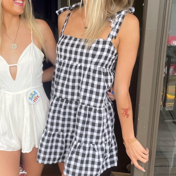 Selling princess polly gingham mini dress with super cute tie straps! - Picture 3 of 4